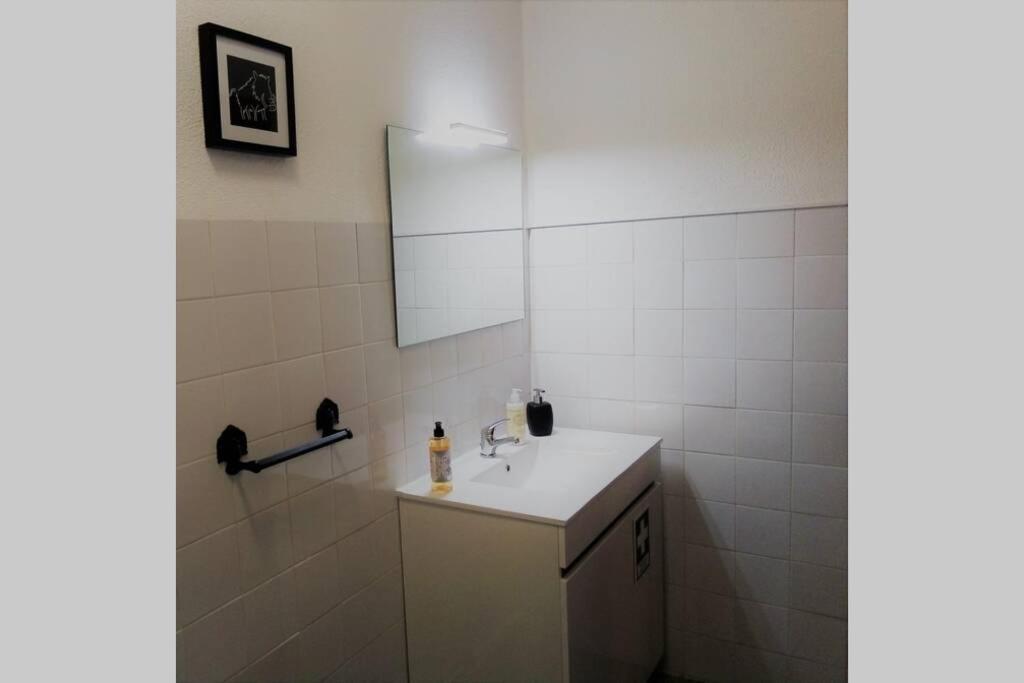 De Ca - Suite Com Acesso Independente E Kitchenette โลซา ภายนอก รูปภาพ